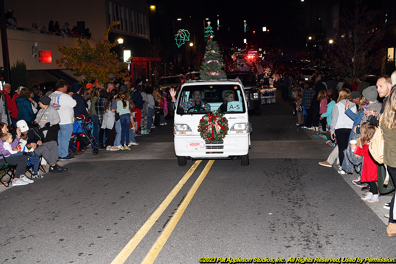 Hickory XMAS Parade Page1 111723